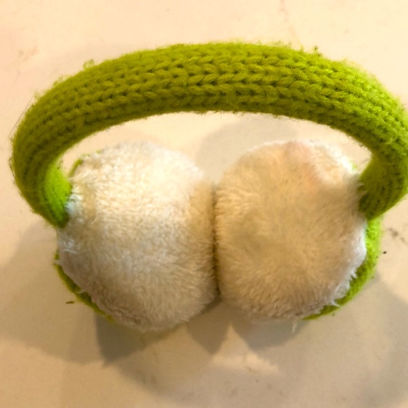 Fun earmuffs for winter mustache design - Picture 3 of 3